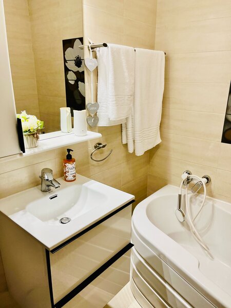 Sector 6, cartierul Militari, zona Uverturii/ Teatru Masca, Bucuresti,